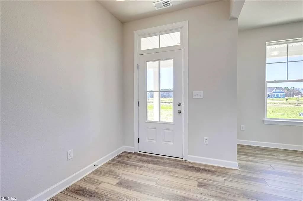 717 Beaver Dam RD, CHESAPEAKE VA 23322 - Photo 5