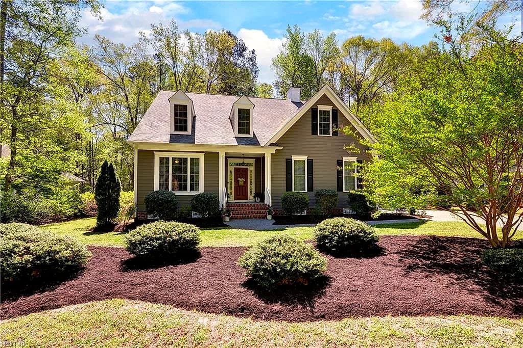 105 James Bray DR, WILLIAMSBURG VA 23188 - Main photo