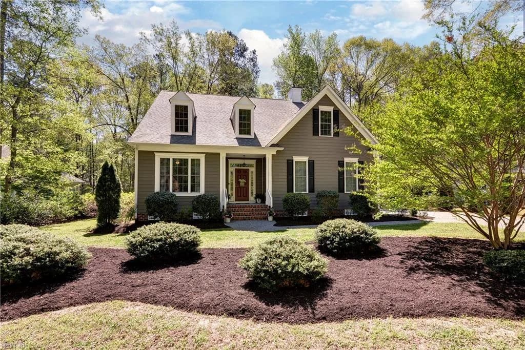 105 James Bray DR, WILLIAMSBURG VA 23188 - Photo 2