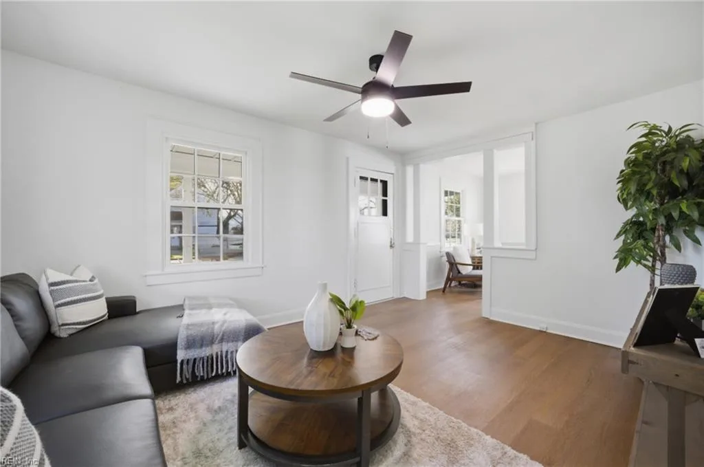 71 Aylwin RD, PORTSMOUTH VA 23702 - Photo 4