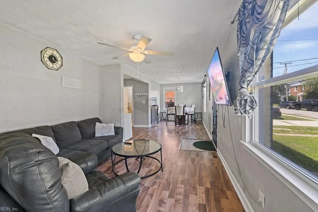 127 Clyde ST, HAMPTON VA 23669 - Photo 5