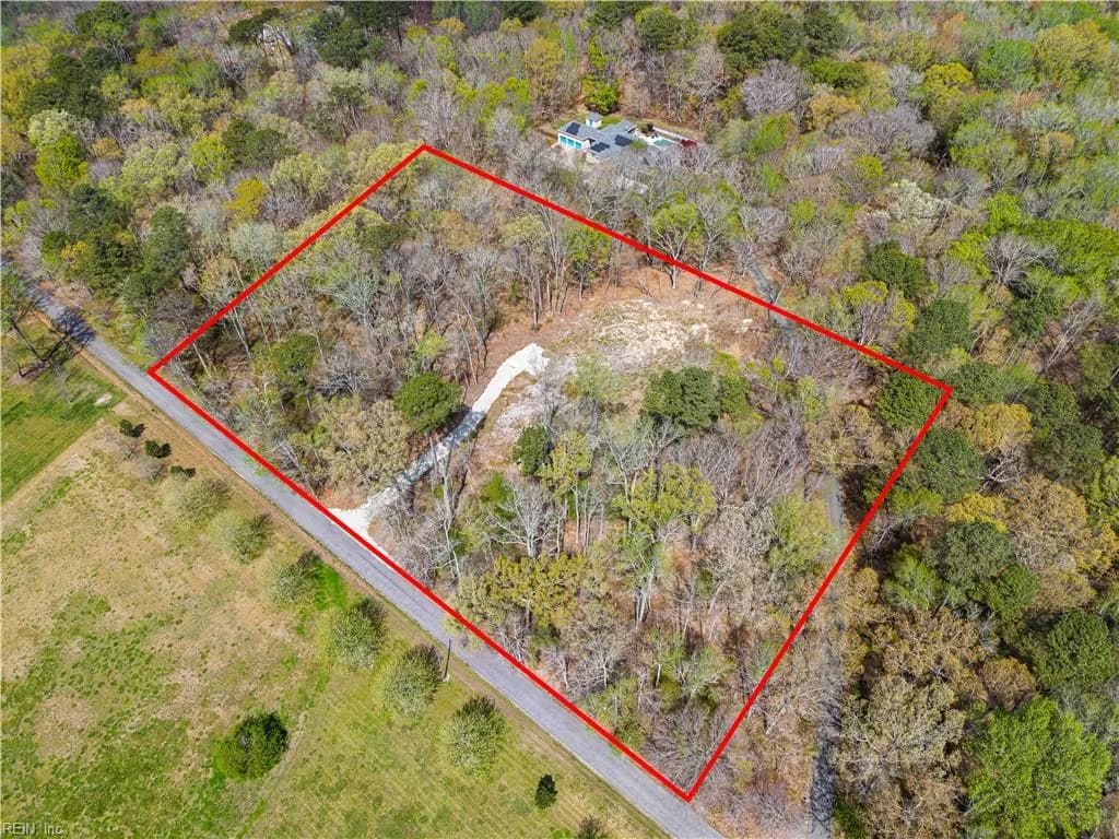 2084 Vaughan RD, VIRGINIABEACH VA 23457 - Photo 3
