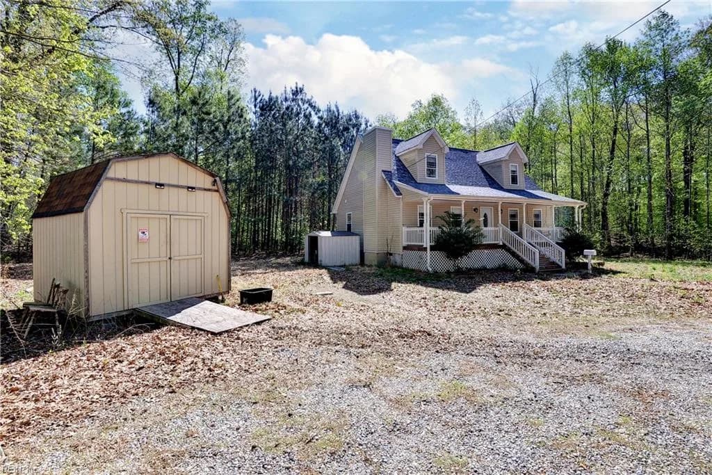 150 Campbell LN #B, NEWPORTNEWS VA 23602 - Photo 5