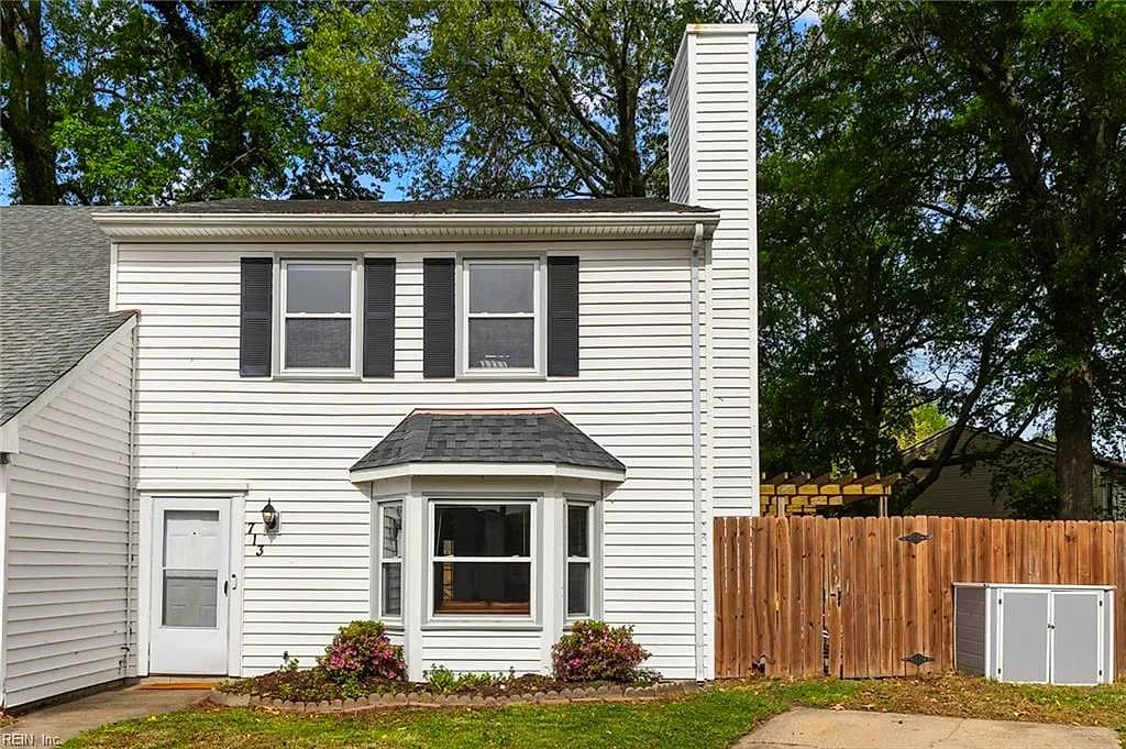 713 Crystal Springs CT, VIRGINIA BEACH VA 23462 - Main photo