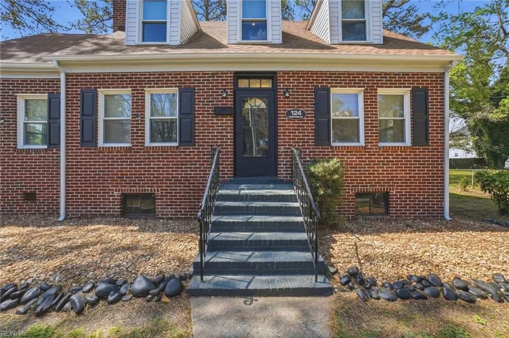 124 Armstrong ST, PORTSMOUTH VA 23704 - Photo 4
