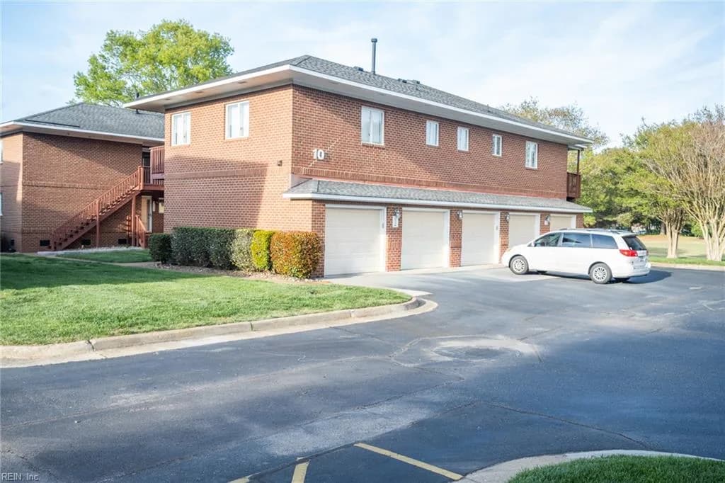 1250 Foursome LN, VIRGINIABEACH VA 23455 - Photo 3