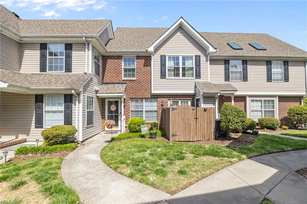 1816 Willow Point ARCH, Chesapeake — 2 bed Residential, 1,255 sqft