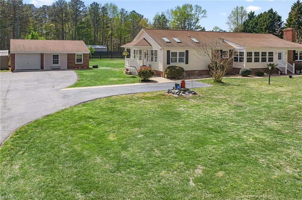 5542 Dilly-E LN, GLOUCESTER VA 23061 - Main photo