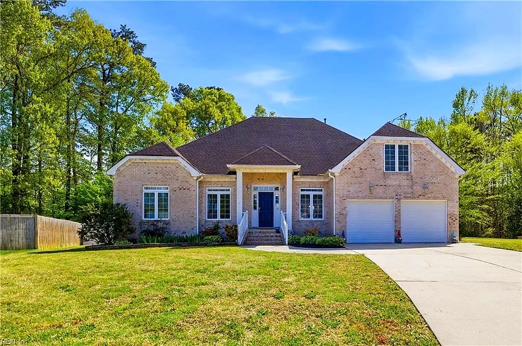 1125 Sutherlyn CT, Chesapeake — 4 bed Residential, 3,000 sqft