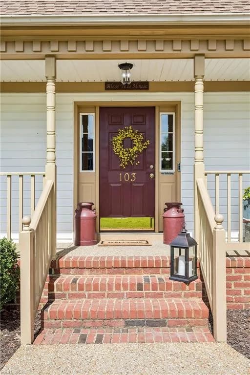 103 Kayla CT, YORKTOWN VA 23693 - Photo 4