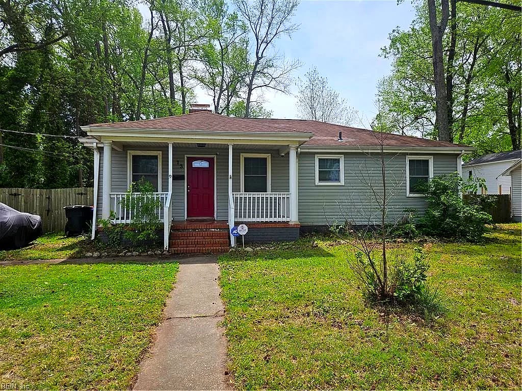 13 Beacon RD, PORTSMOUTH VA 23702
