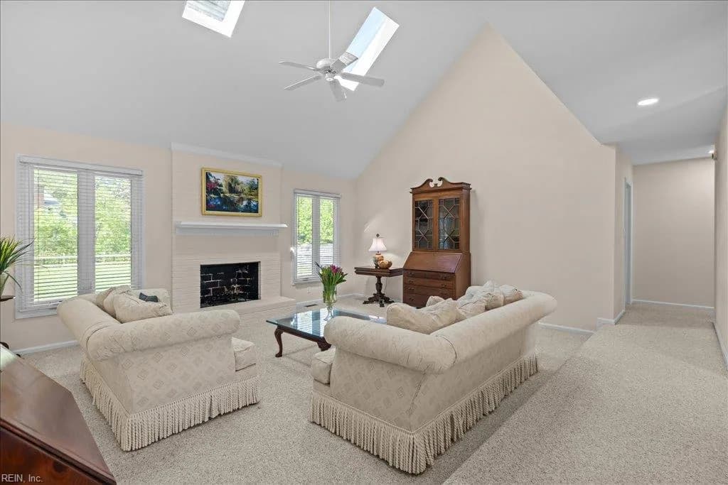 2559 Landview CIR, VIRGINIABEACH VA 23454 - Photo 3