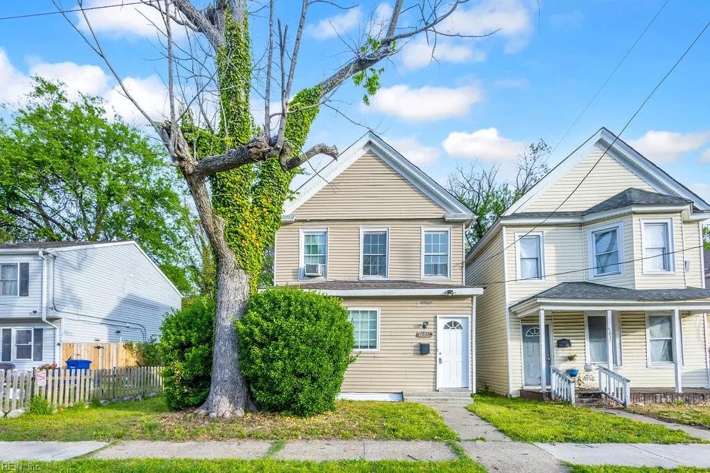 1035 23rd ST, NEWPORTNEWS VA 23607