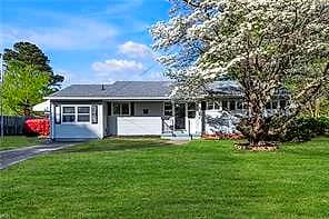 2208 Corbett AVE, NORFOLK VA 23518 - Main photo