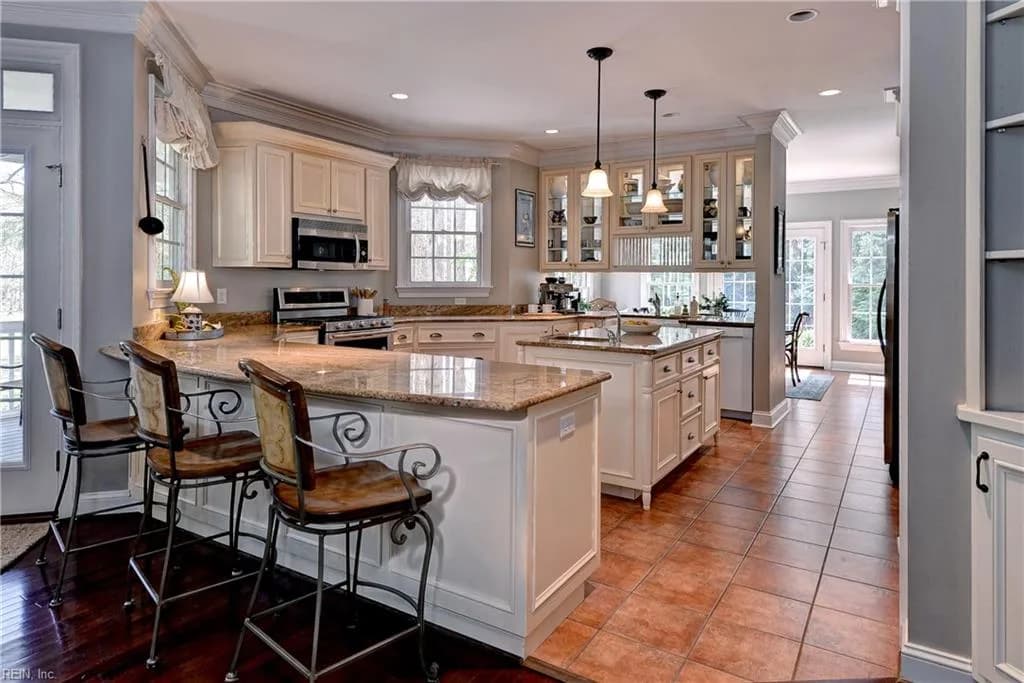 151 Fords Colony DR, WILLIAMSBURG VA 23188 - Photo 4