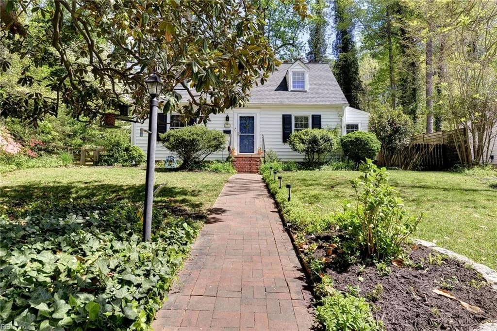 11 Grove AVE, WILLIAMSBURG VA 23185 - Photo 3