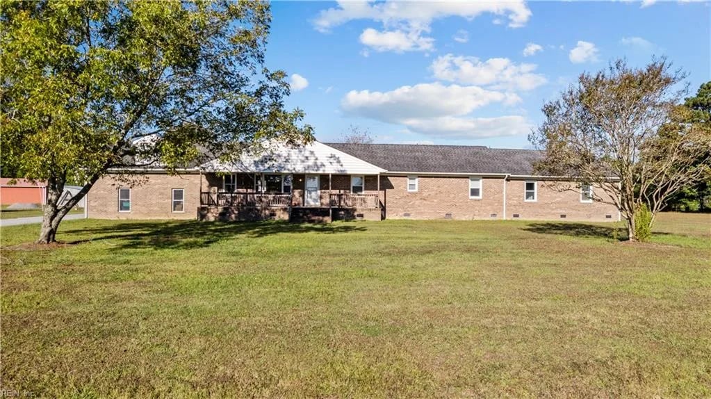2301 Airport RD, Suffolk — 3 bed Residential, 3,935 sqft