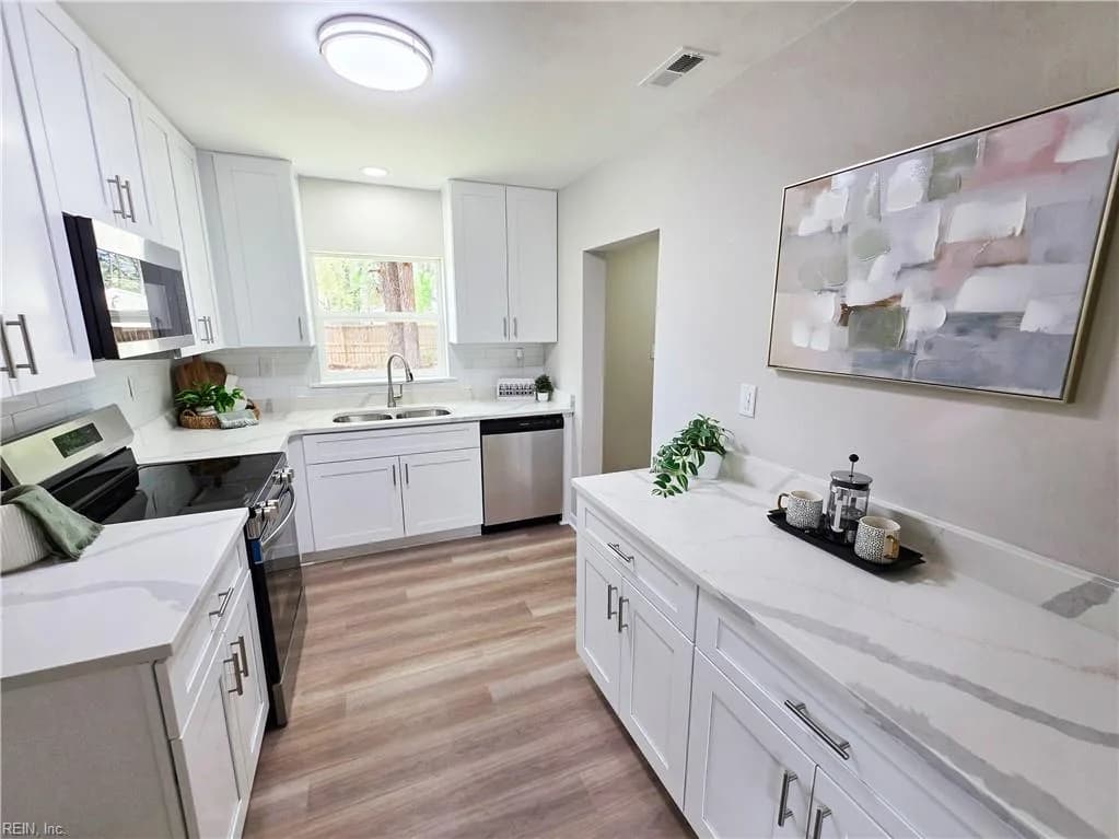 303 Bunche BLVD, PORTSMOUTH VA 23701 - Photo 4