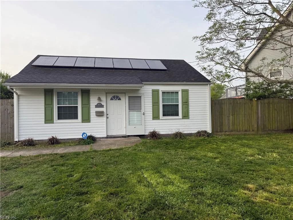 1877 N Streamline DR, VIRGINIA BEACH VA 23454 - Main photo