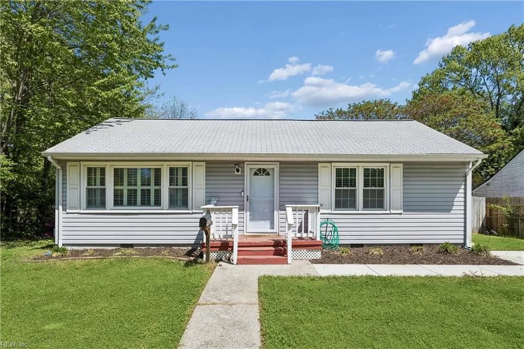 30 Rugby RD, NEWPORTNEWS VA 23606 - Main photo