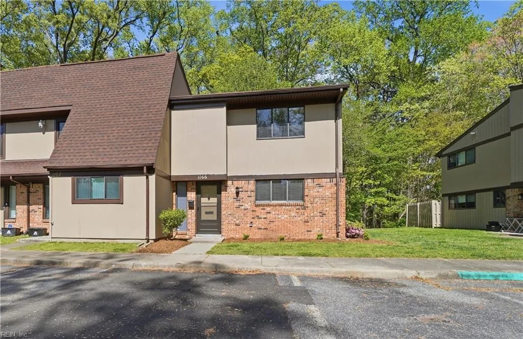 1166 Willow Green DR, Newport News — 3 bed Residential, 1,559 sqft