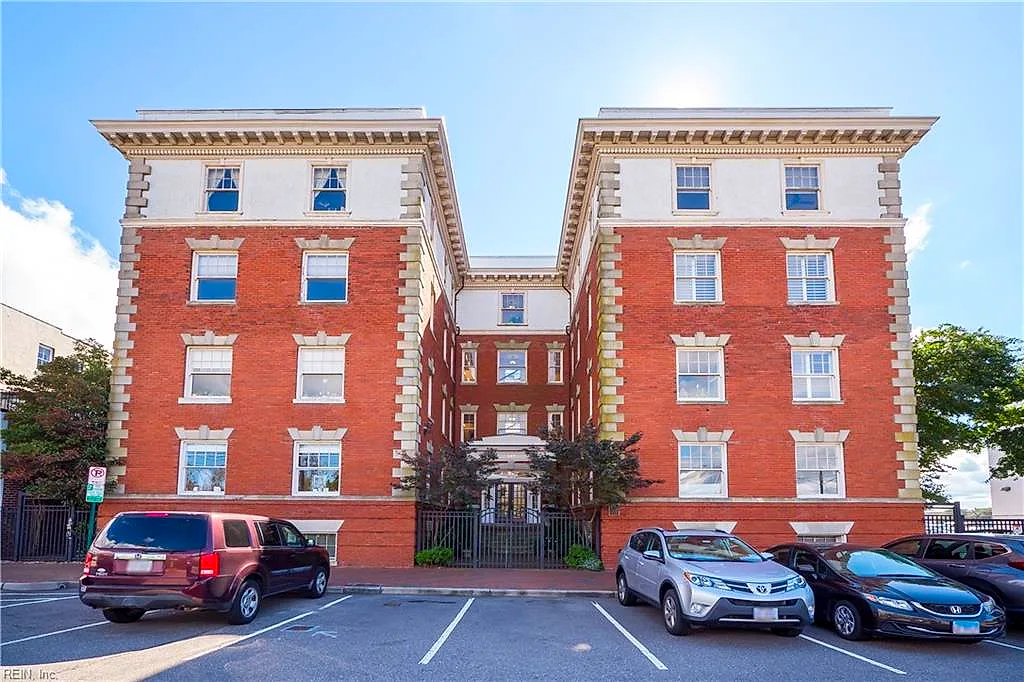 429 York ST #4B, Norfolk — 2 bed Residential, 1,276 sqft