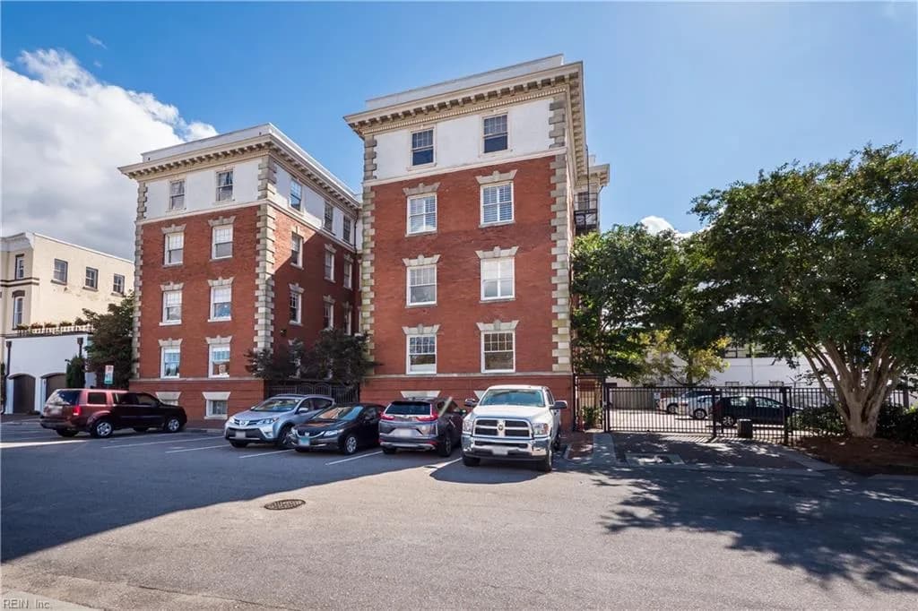 429 York ST #4B, NORFOLK VA 23510 - Photo 3