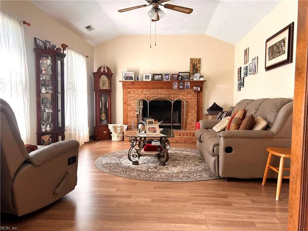 517 N Hills DR, CHESAPEAKE VA 23320 - Photo 4