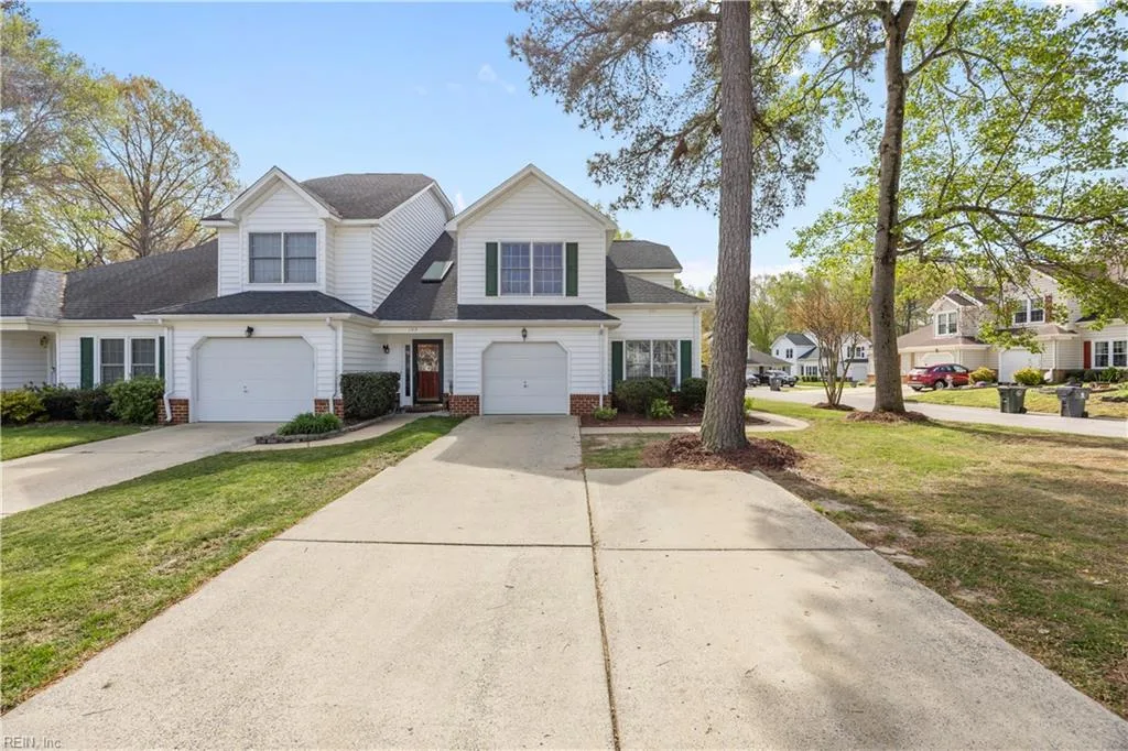 111 Chinaberry WAY, Yorktown — 3 bed Residential, 1,656 sqft