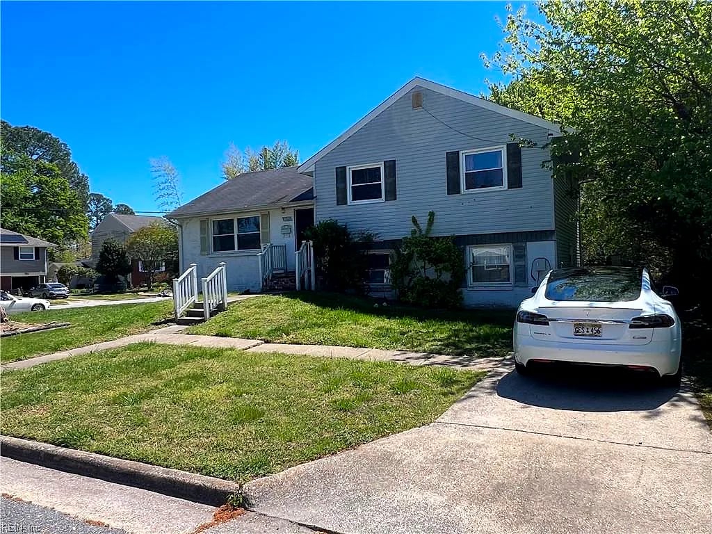 825 Weymouth TER, Hampton — 5 bed Residential, 1,803 sqft