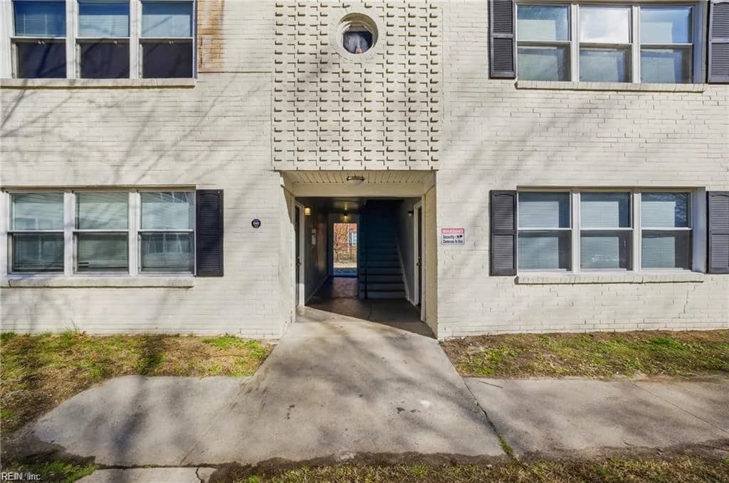 642 Dresden DR #K, NEWPORTNEWS VA 23601 - Photo 5