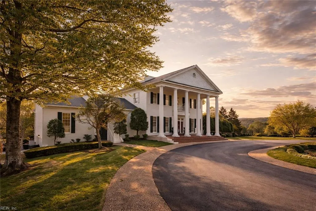 262 Thompson LN, WILLIAMSBURG VA 23188