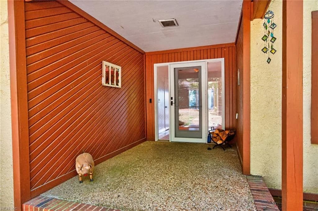 15489 Holly DR, SMITHFIELD VA 23430 - Photo 5