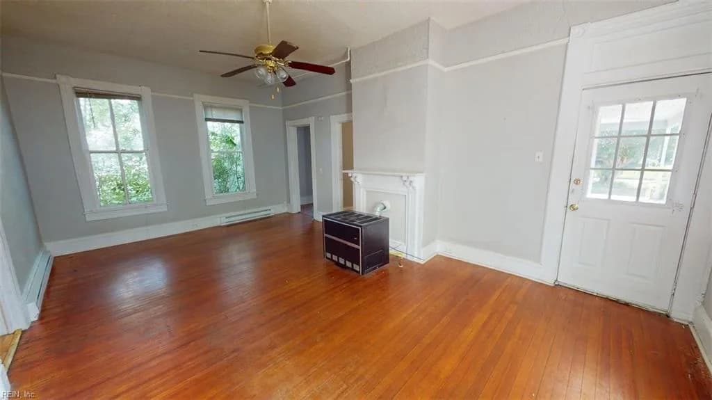 1136 Jackson AVE, CHESAPEAKE VA 23324 - Photo 4