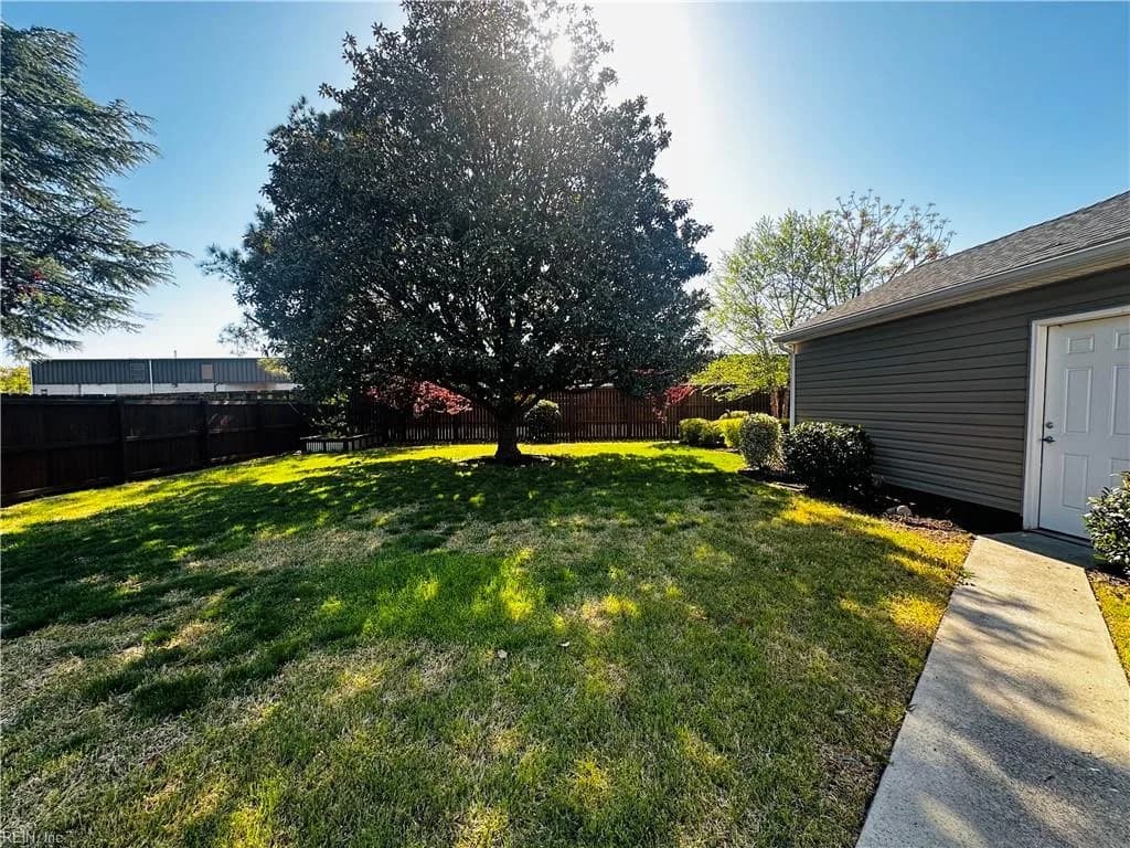 1323 W Norcova DR, NORFOLK VA 23502 - Photo 5