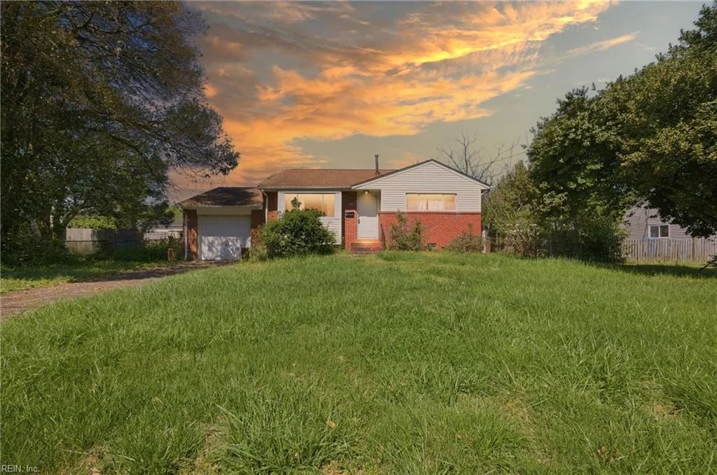 529 Longfellow AVE, Virginia Beach — 4 bed Residential, 1,403 sqft