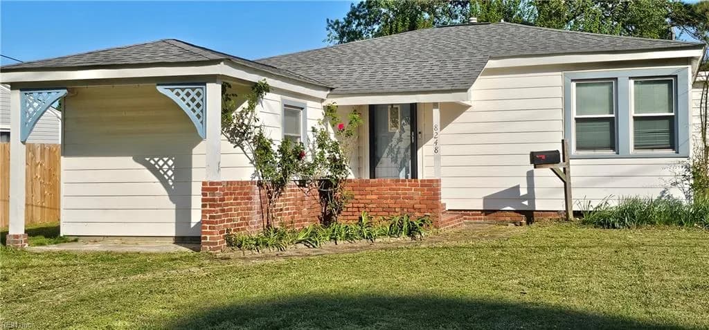 8248 Simons DR, NORFOLK VA 23505 - Photo 3