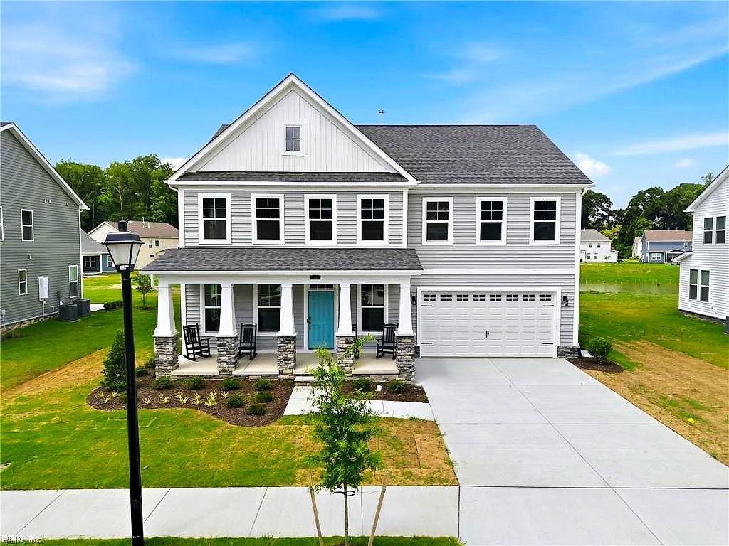 160 Long Cove DR, Suffolk — 5 bed Residential, 3,081 sqft