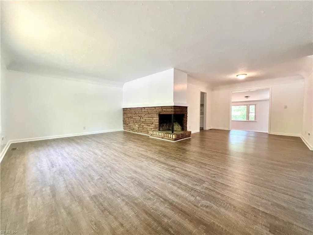 7710 Nancy DR, NORFOLK VA 23518 - Photo 4