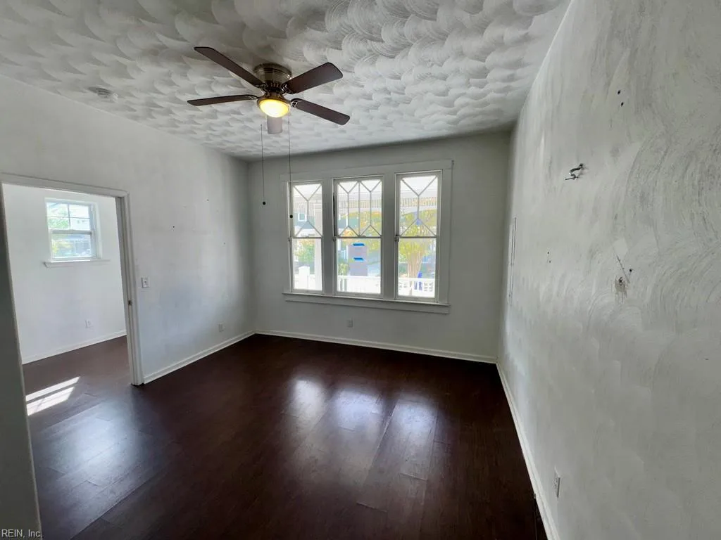 816 Lexington ST, NORFOLK VA 23504 - Photo 5