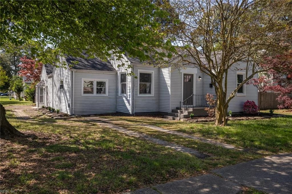 1202 Portlock RD, CHESAPEAKE VA 23324