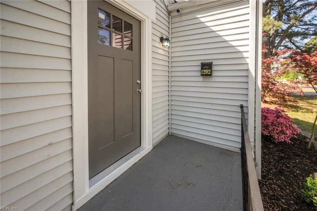 1202 Portlock RD, CHESAPEAKE VA 23324 - Photo 5