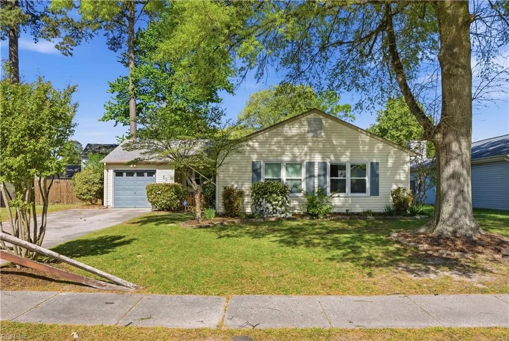 50 Sandy Lake DR, Hampton — 3 bed Residential, 1,240 sqft