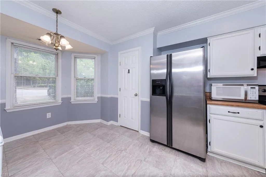 11 Corwin CIR, HAMPTON VA 23666 - Photo 5