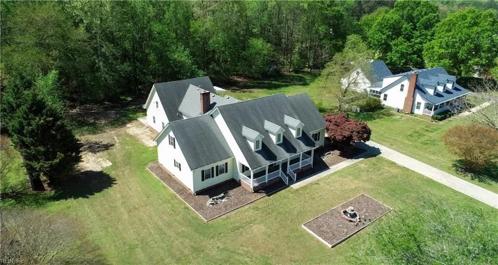 4312 Stevens DR, CARRSVILLE VA 23315