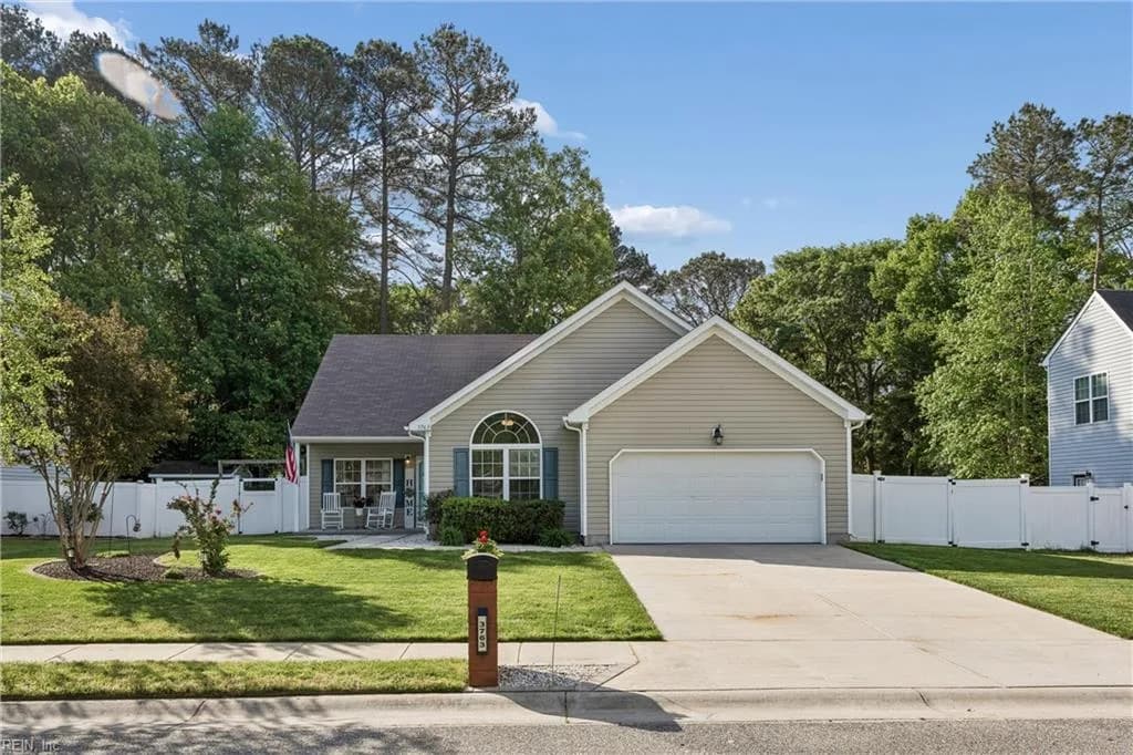 3763 Mariners DR, HAYES VA 23072 - Photo 4