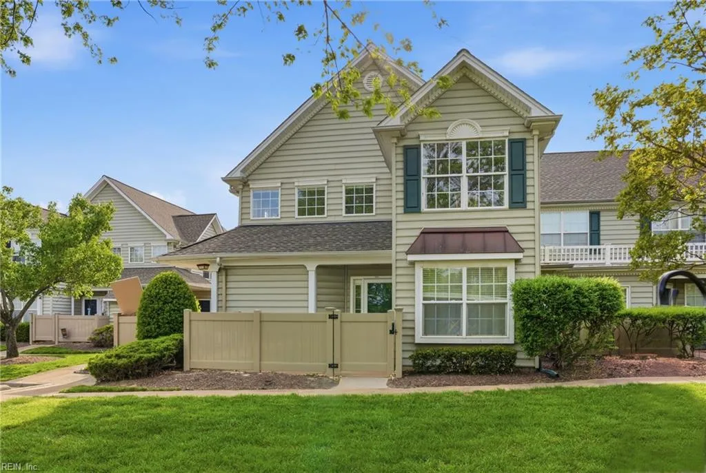 1303 Buoy CT, Suffolk — 2 bed Residential, 1,200 sqft
