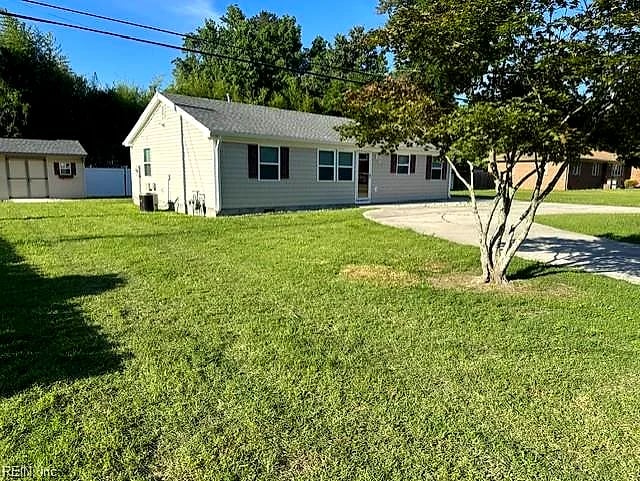 404 Forest RD, Chesapeake — 1 bed Residential, 1,118 sqft