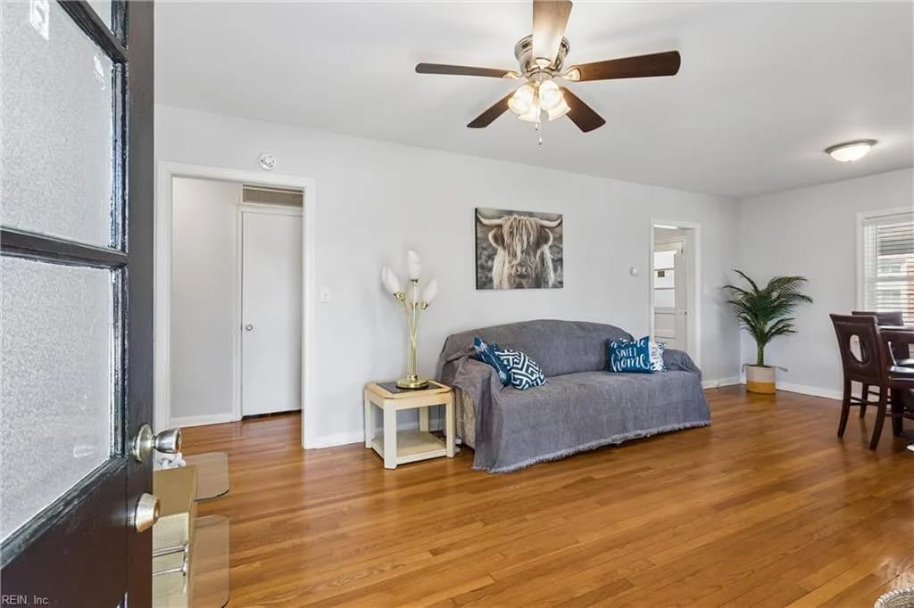 21 Harwood AVE, HAMPTON VA 23664 - Photo 5