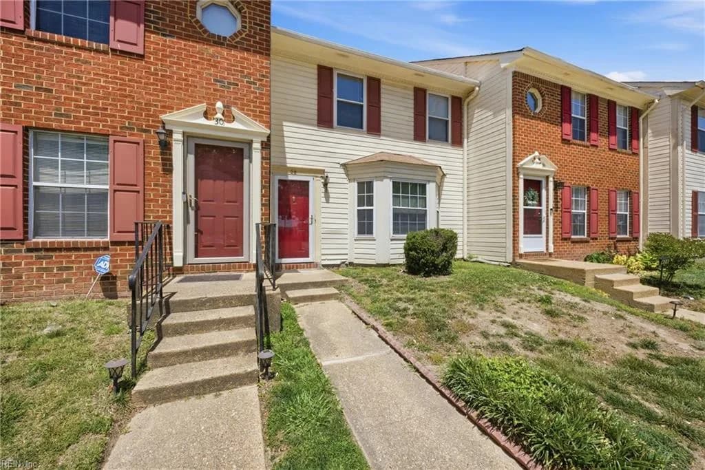 28 N Gawain WAY, HAMPTON VA 23669 - Photo 3